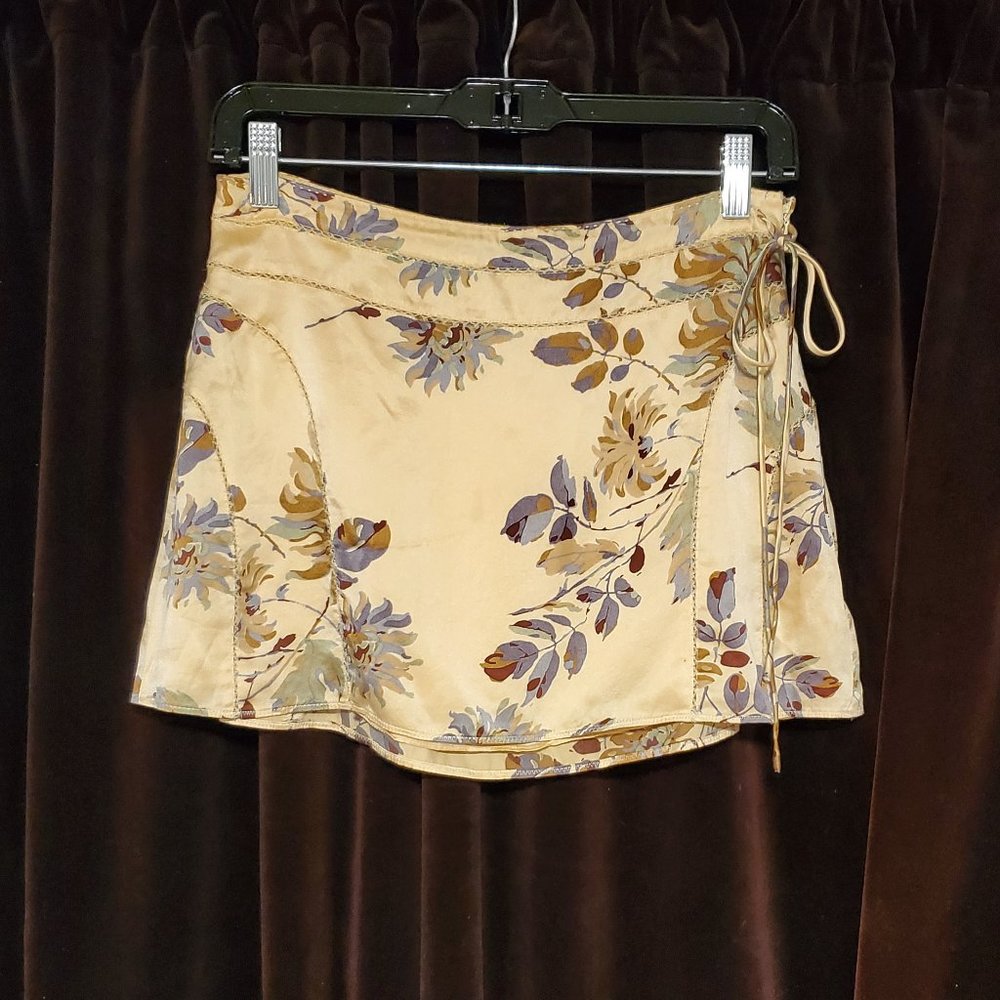 Ambercrombie and Fitch Y2K Silk Miniskirt
